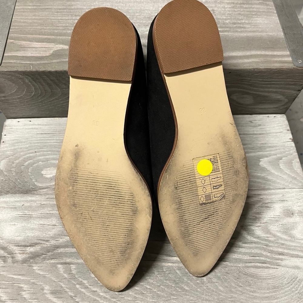 H&M Perforated Point Toe Flats - Picture 3 of 3